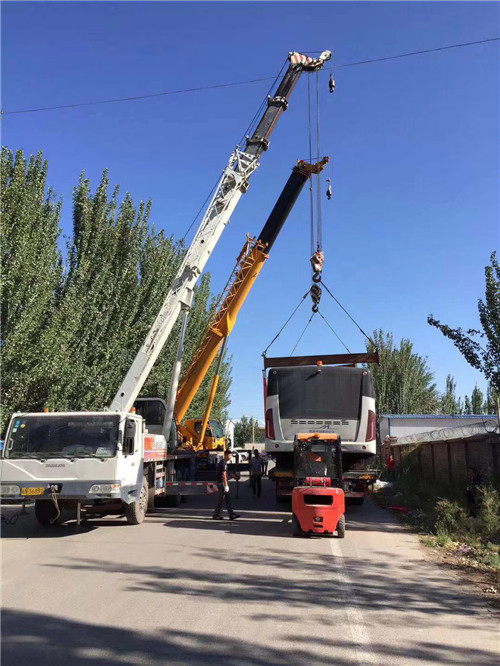 安图县港口集装箱搬运案例